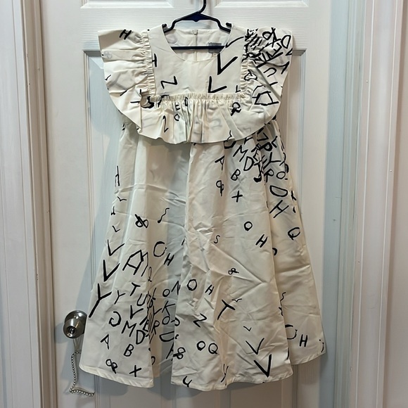 Hilda Henri Alphabet dress - Picture 10 of 10